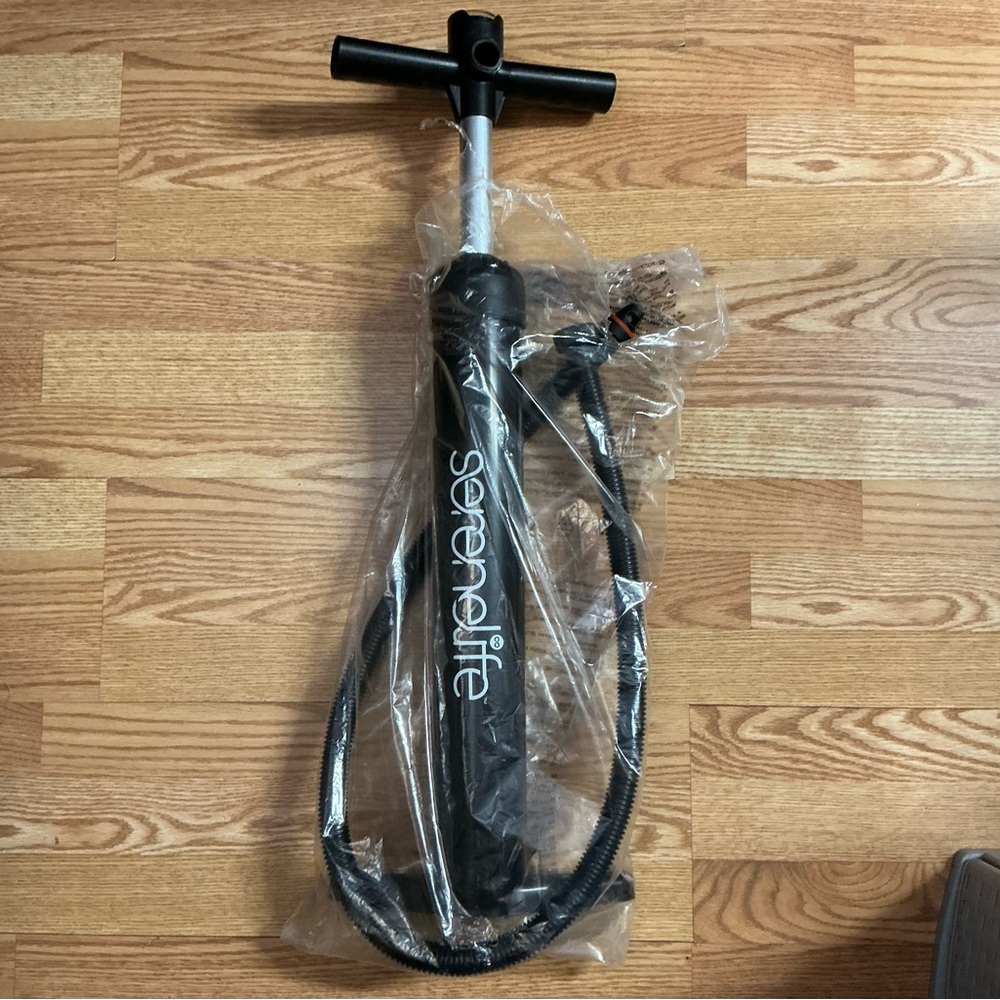 SereneLife Black Hand HP2C Pump With Gauge 19 PSI